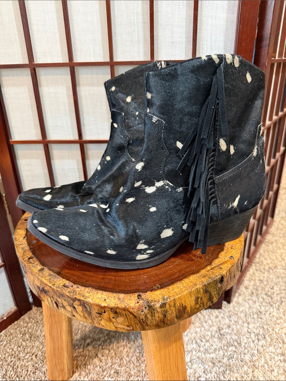 Dingo Hair Cowhide Ankle Boots Fringe Zip Black & White 8.5 EUC